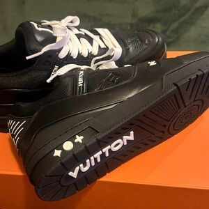 Men’s Louis Vuitton Trainers size 11.